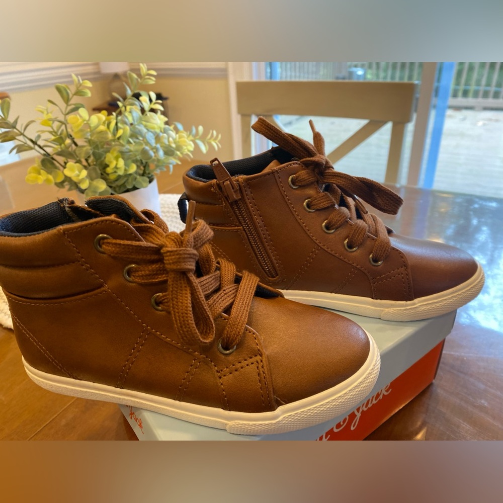 Cat n’ Jack toddler boots